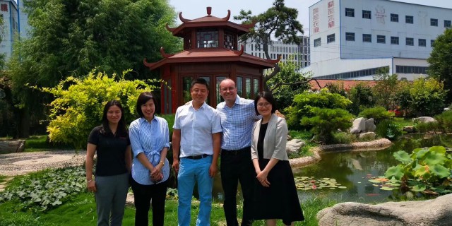 El gerente del distrito chino de Exxon Mobil visitó nuestra empresa.