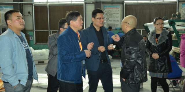 La Asociación de Fabricación de Plásticos de China Visitó a Luguan